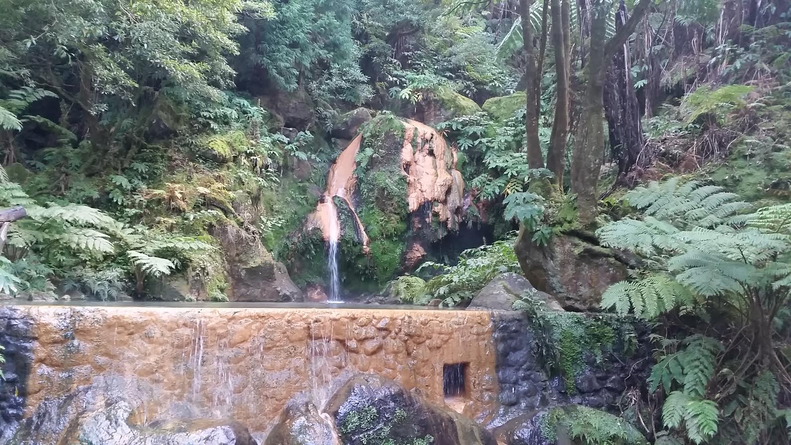 Caldeira Velha waterfall (natural thermal hot pools)