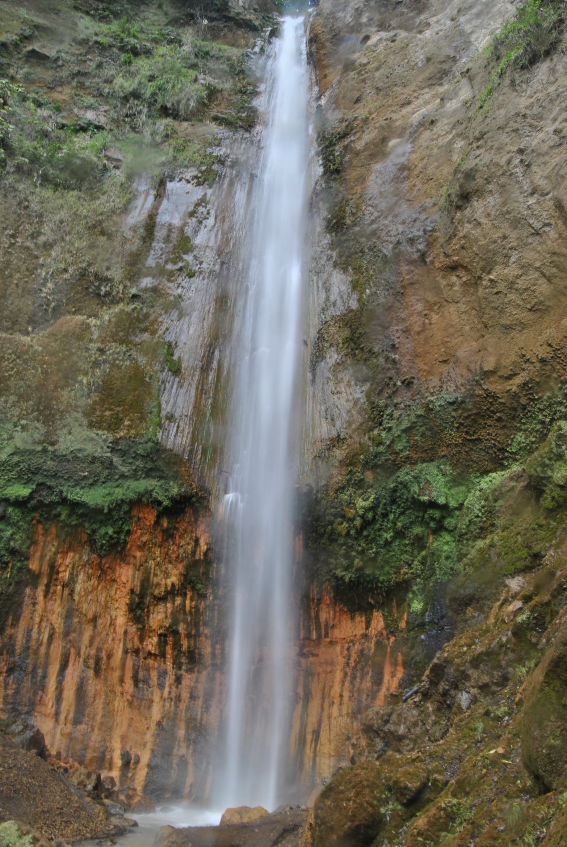 Ribeira Quente waterfall